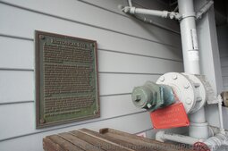 Mother Stearns Historical Site plaque at Stearns Wharf.jpg