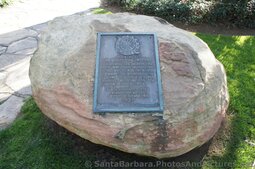 Plaque honoring Governor Gaspar de Portola at grounds of Santa Barbara County Courthouse.jpg