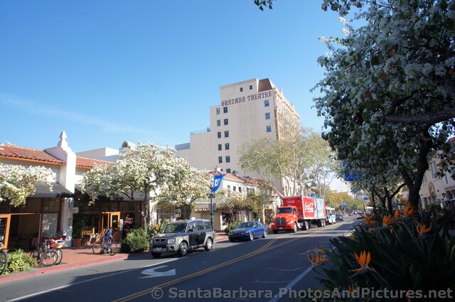 Granada Theatre Building in Santa Barbara.jpg