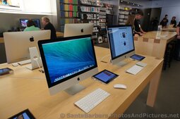 iMac All-in-Ones shown at Apple Store Santa Barbara.jpg